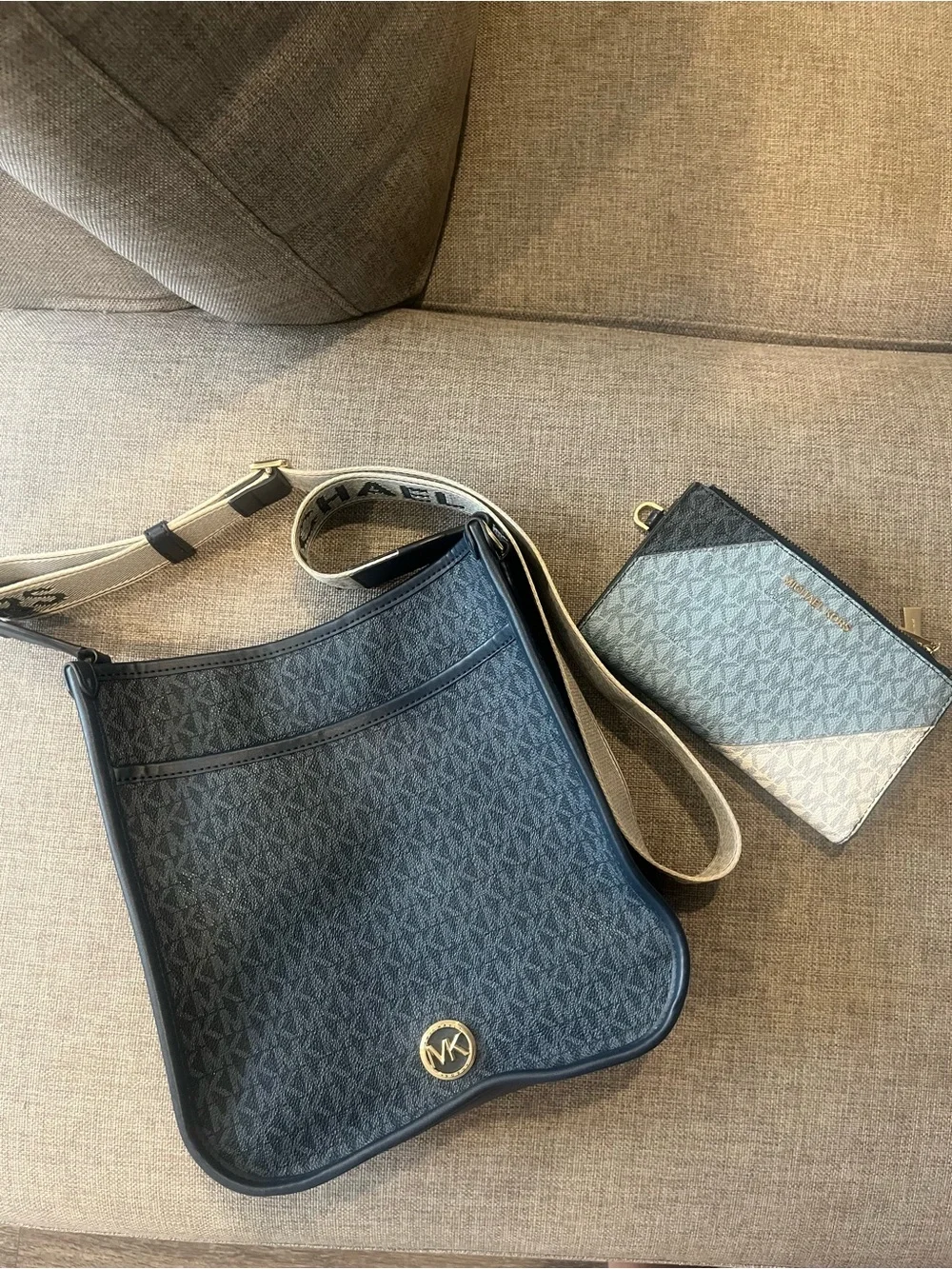 Michael Kors Navy Signature Crossbody with Matching Wallet